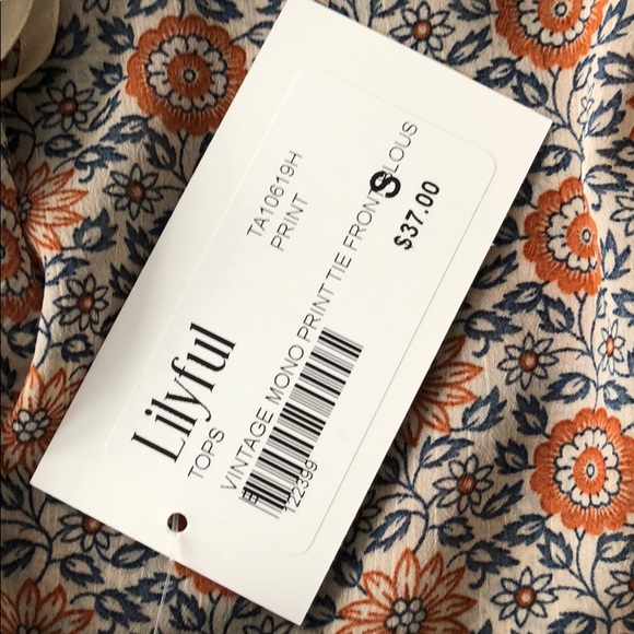 Vintage Mono Print Tie Front Blouse - Picture 5 of 6